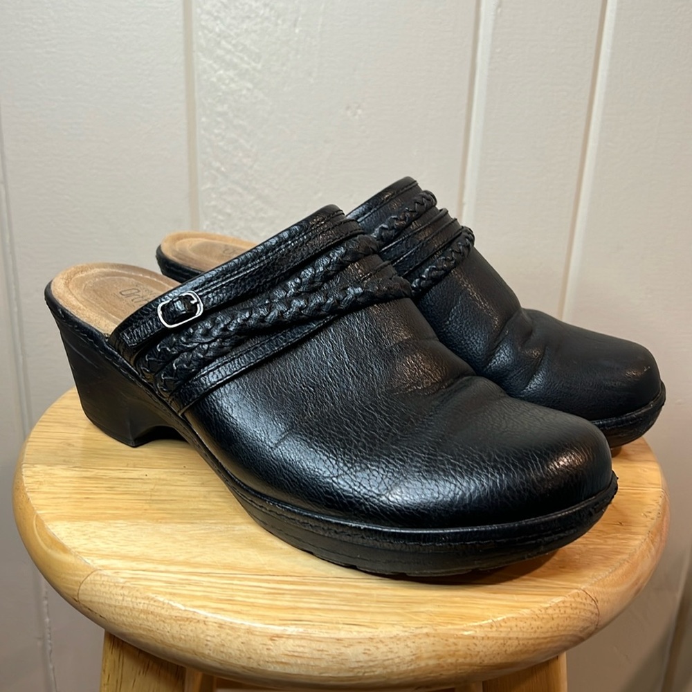 Women’s Croft & Barrow Mules